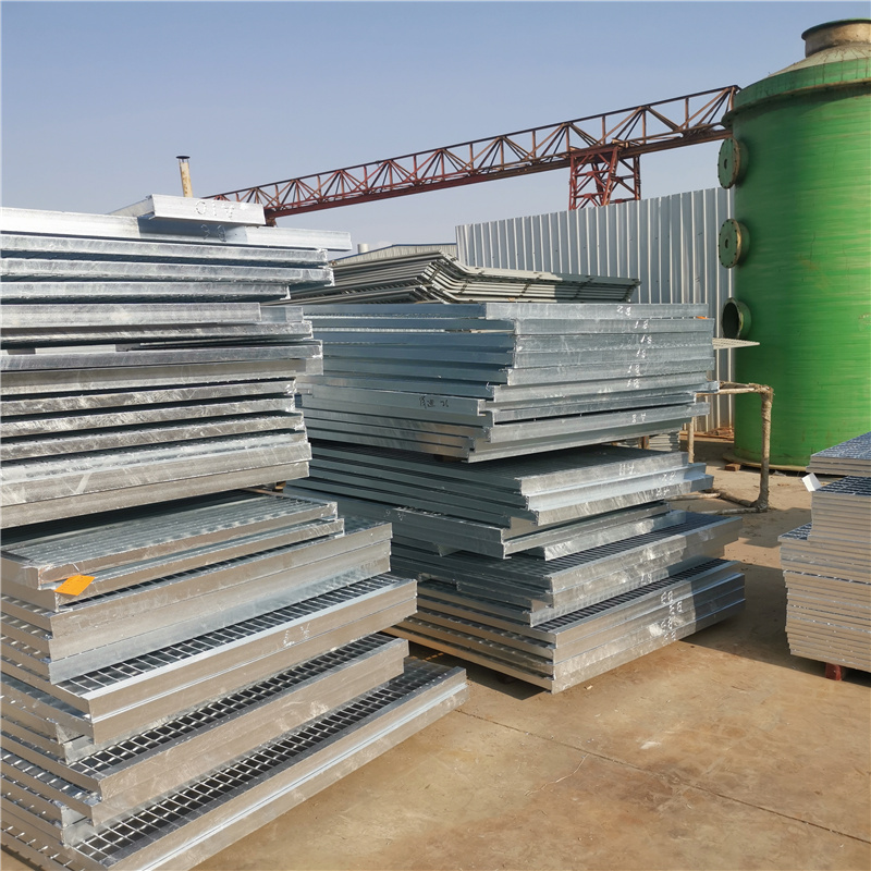 烏魯木齊采購700噸電廠平台麻豆乱伦视频柵板現場施工3月完工